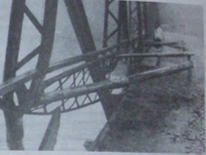 Міст в Торуні, підірваний польськими диверсантами. 1938 р